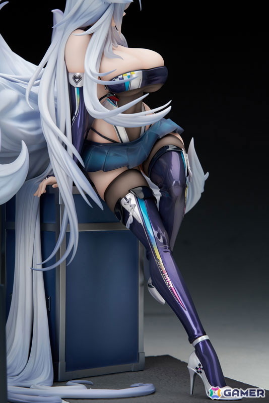 「アズレン」重桜に所属する空母・信濃が寝待の銀輿の姿でフィギュア化！魅力あふれるプロポーションを余すところなく表現の画像