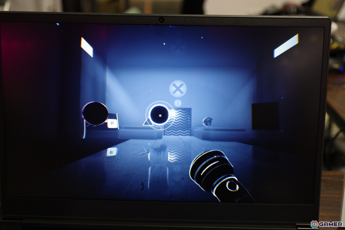 「BitSummit PUNCH」出展の注目作から光と影がおりなす幻想的パズルゲーム「THANKS,LIGHT.」と痛快ハイスピード電車レース「電車アタック」をレビューの画像