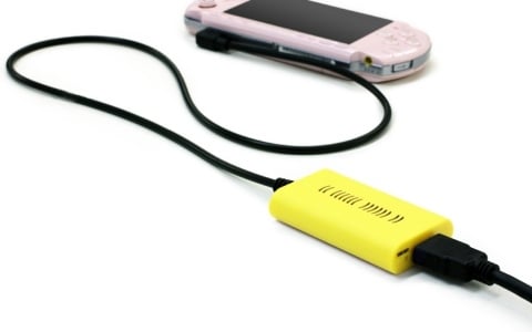 「(PSP用)HDMIコンバーターV2」の発売日が6月11日に決定!ケーブルの長さが約80cmに延長、通気口も設けられた新モデル