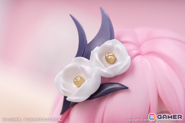 「崩壊3rd」エリシアが可愛らしいデフォルメフィギュアとなって登場！いたずらっぽくウインクをしながら浮かべる明るい笑顔が可憐さを引き立てるの画像3