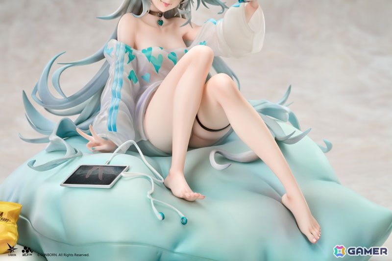 「ドルフロ2」フローレンスが「奇怪・とろろもち」の衣装やシチュエーションで登場!彼女の独特な世界観をこだわり抜かれた造形と彩色で再現の画像
