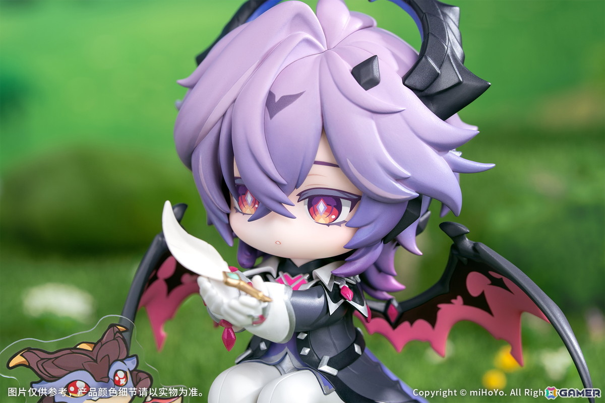 「原神」小さな礼服をまとった愛らしいドゥリンがちびキャラフィギュア化!グラデーションのかかった髪の毛先と龍の尻尾で幻想的な雰囲気に彩りをの画像