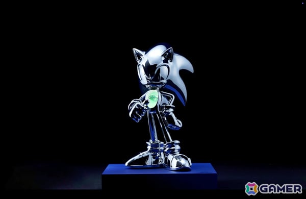 ソニックのDNAを封入した等身大フィギュア「SONIC THE HEDGEHOG DNA FIGURE」が誕生!6月23日よりSEGA STORE TOKYOで展示の画像
