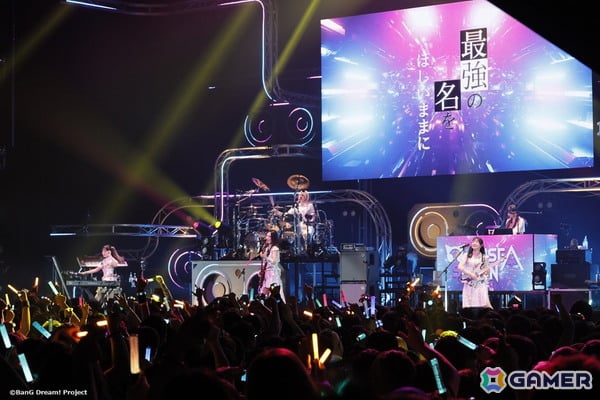 RAISE A SUILEN LIVE 2026「Boot IGNITION」東京公演が開催！15th Single「WHAT AN EXPLOSION」の表題曲や「RUNAWAY STAR」など17曲を披露の画像6