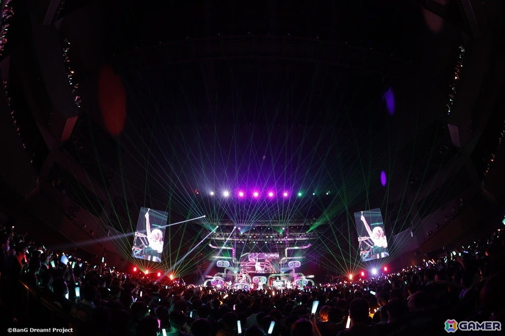 RAISE A SUILEN LIVE 2026「Boot IGNITION」東京公演が開催!15th Single「WHAT AN EXPLOSION」の表題曲や「RUNAWAY STAR」など17曲を披露の画像