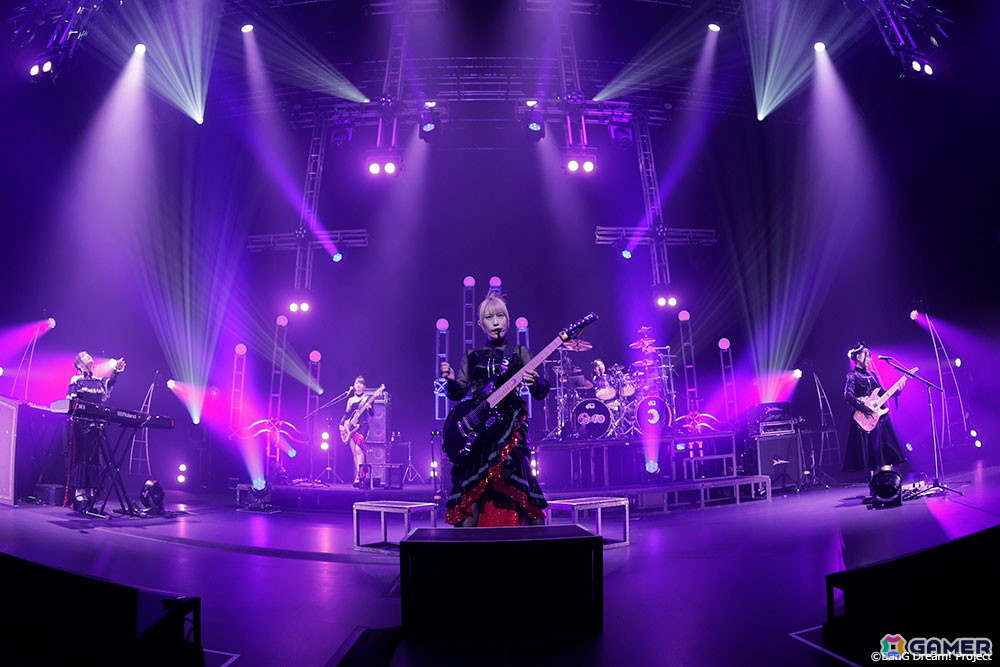 Ave Mujica LIVE TOUR 2026「Exitus」-FINAL-が開催！DAY2ではセトリや舞台セットなどを一変させるサプライズもの画像