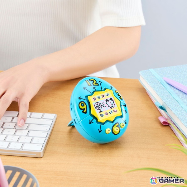 初代たまごっちを再現した「たまごっち ハンディファン」が7月上旬に発売！トップパネルは付属のアレンジシールで自分好みにカスタマイズできるの画像7