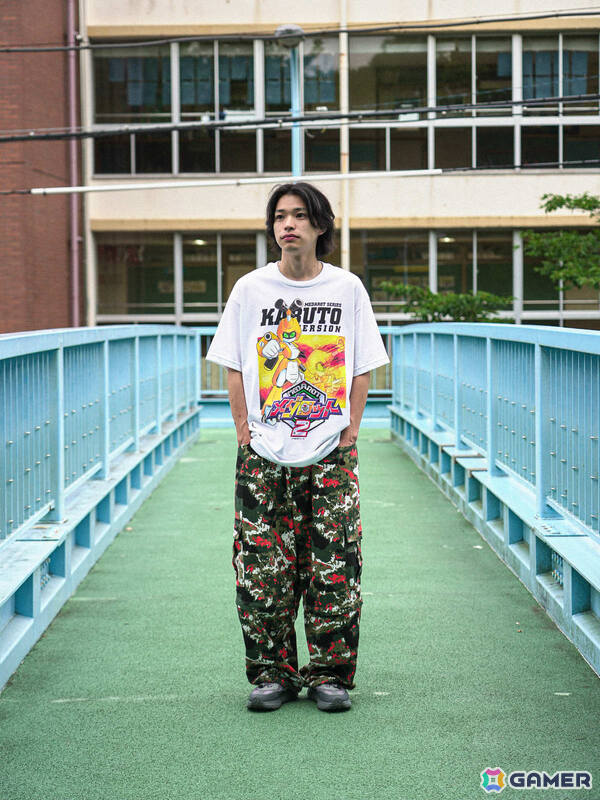 DANと「メダロット2」による公式コラボTシャツの受注販売が開始!1999年当時のゲームパッケージを再現、味わい深く経年変化していくの画像