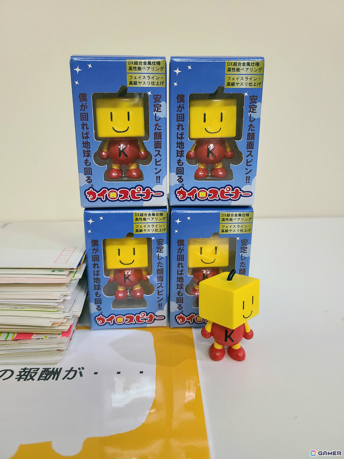 カイロソフト創業30周年を記念してカイロくん文鎮フィギュアやぬいぐるみセットなどのグッズが当たるキャンペーンが開催！の画像
