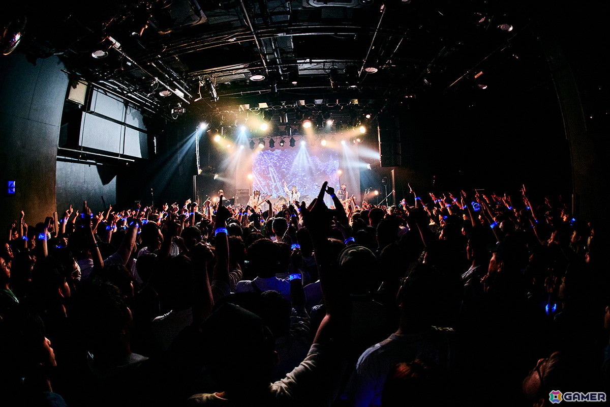 「ガールズバンドクライ First Riff」オリジナル新バンド・Canna Lilyの1st ONE-MAN LIVE「未明に咲く花」オフィシャルレポートが公開！の画像