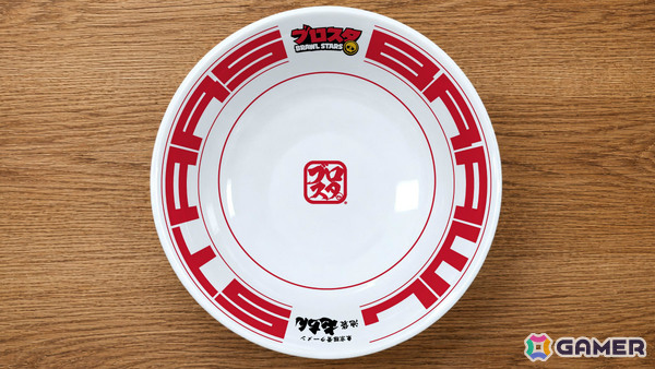 「ブロスタ」東京豚骨ラーメン「屯ちん」池袋本店とのコラボが7月10日より開催！オリジナルメニュー「ブロスタ 刀の王国ラーメン」や限定ノベルティが登場の画像5