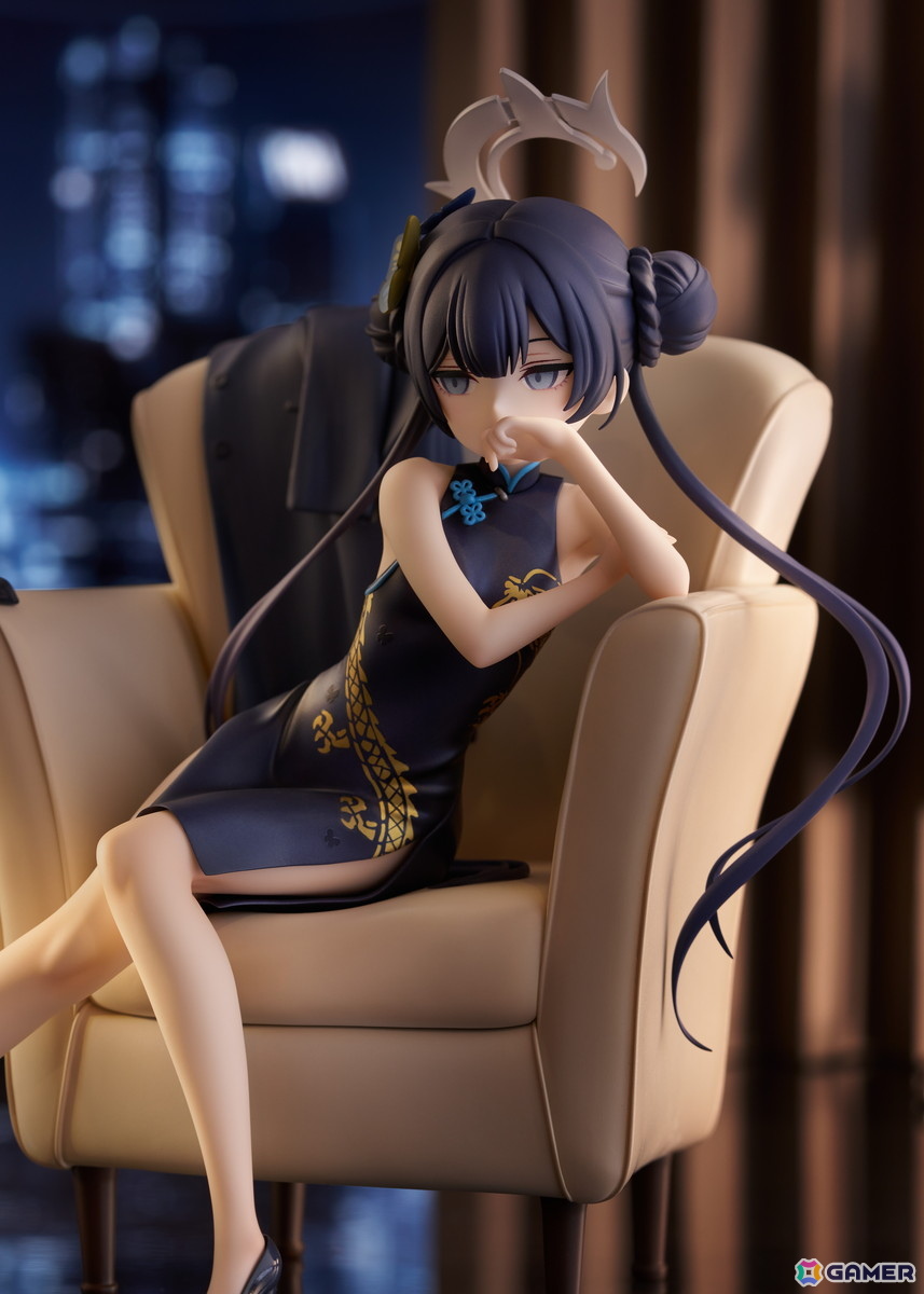 「ブルアカ」よりキサキが1/7スケールフィギュアとなって登場！ゲーム内の印象的なメモリアルロビーのワンシーンをモチーフに立体化の画像