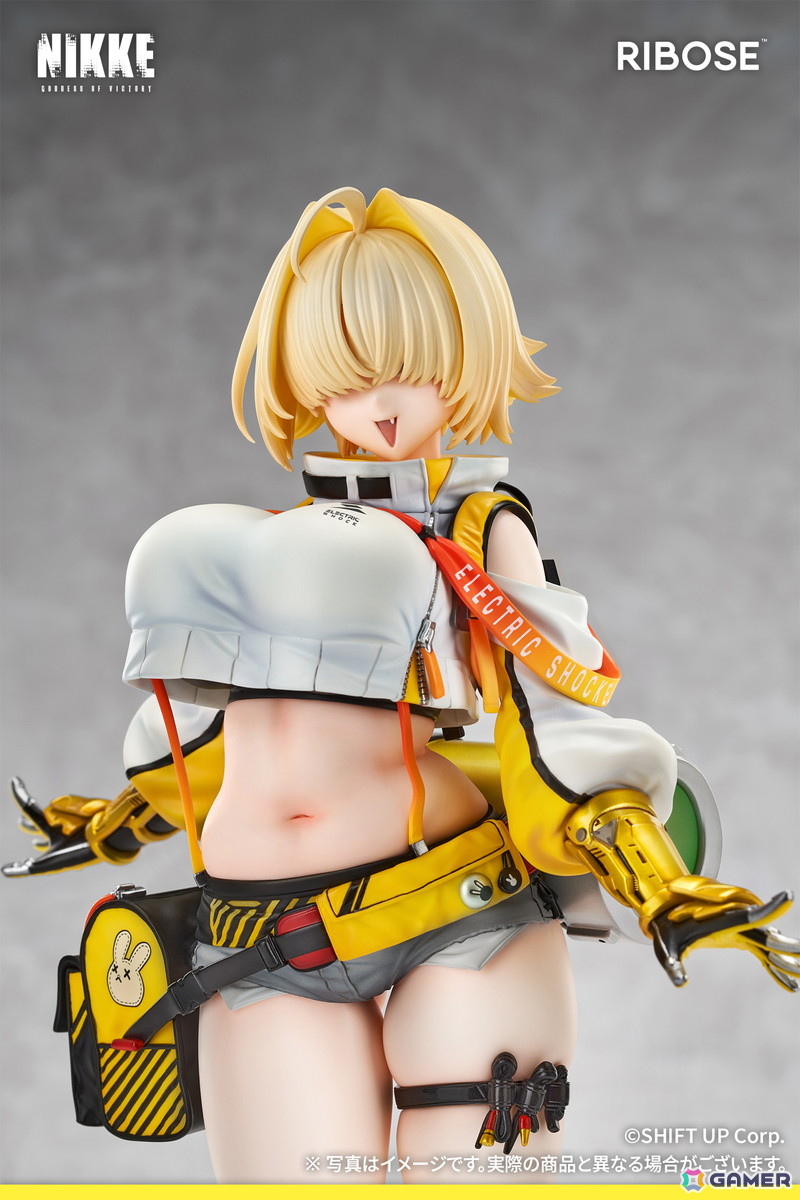 「勝利の女神：NIKKE」エレグがフルチャージのエネルギーをまとって華やかに立体化！目元を覆う金髪の下からのぞく鋭く意志の強い眼差しも魅力的に表現の画像