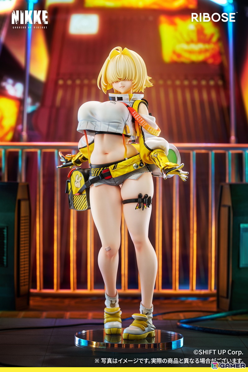 「勝利の女神：NIKKE」エレグがフルチャージのエネルギーをまとって華やかに立体化！目元を覆う金髪の下からのぞく鋭く意志の強い眼差しも魅力的に表現の画像