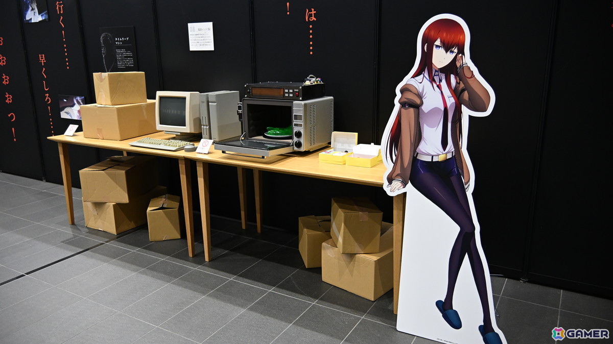 TVアニメの世界観を詰め込んだ展示の数々――「シュタインズ・ゲートANIMATION 15th Anniversary EXHIBITION」内覧レポートの画像