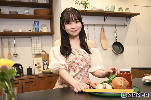ハムスターになって三姉妹に可愛がられる実写恋愛SLG「ハムコイ-ハムスターに転生した僕と三姉妹の甘々な日々」がリリース！の画像4