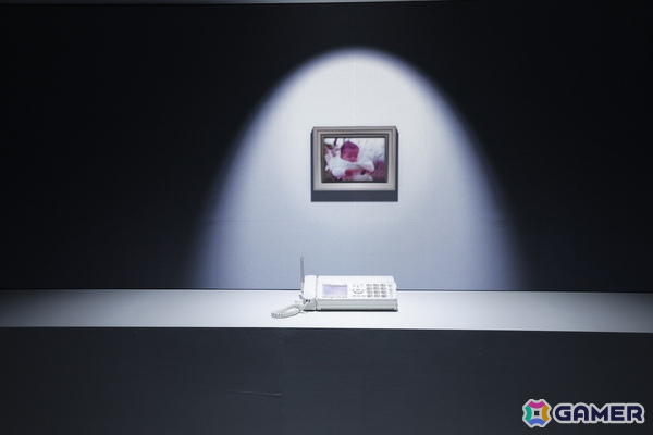 「050-5893-5336展」（ひとのでんわ展）レポート＆藤澤 仁氏インタビュー：黒電話や公衆電話、携帯電話まで、さまざまな時代の電話から手がかりを集める体験が新鮮！の画像1