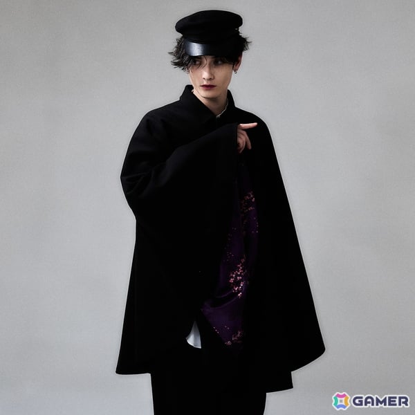「RAIDOU Remastered: 超力兵団奇譚」のコラボアイテムが登場！ライドウがモチーフの懐中時計、ボディバッグの3つがラインナップの画像