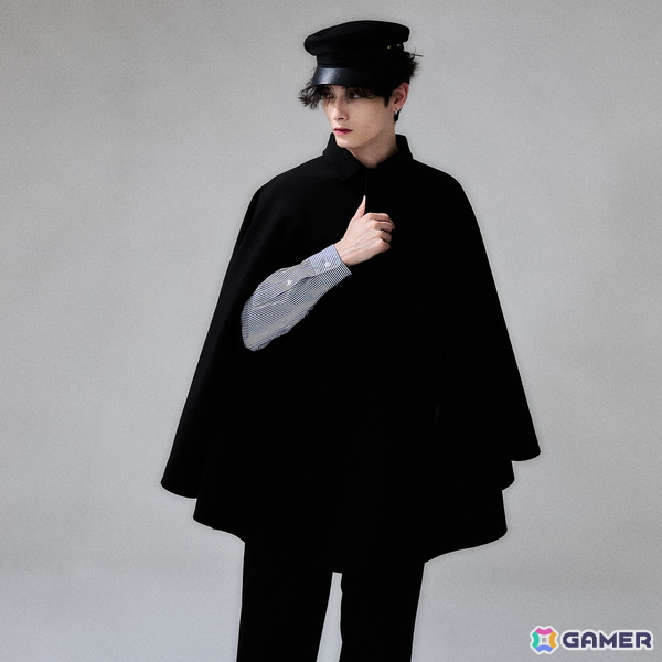 「RAIDOU Remastered: 超力兵団奇譚」のコラボアイテムが登場！ライドウがモチーフの懐中時計、ボディバッグの3つがラインナップの画像