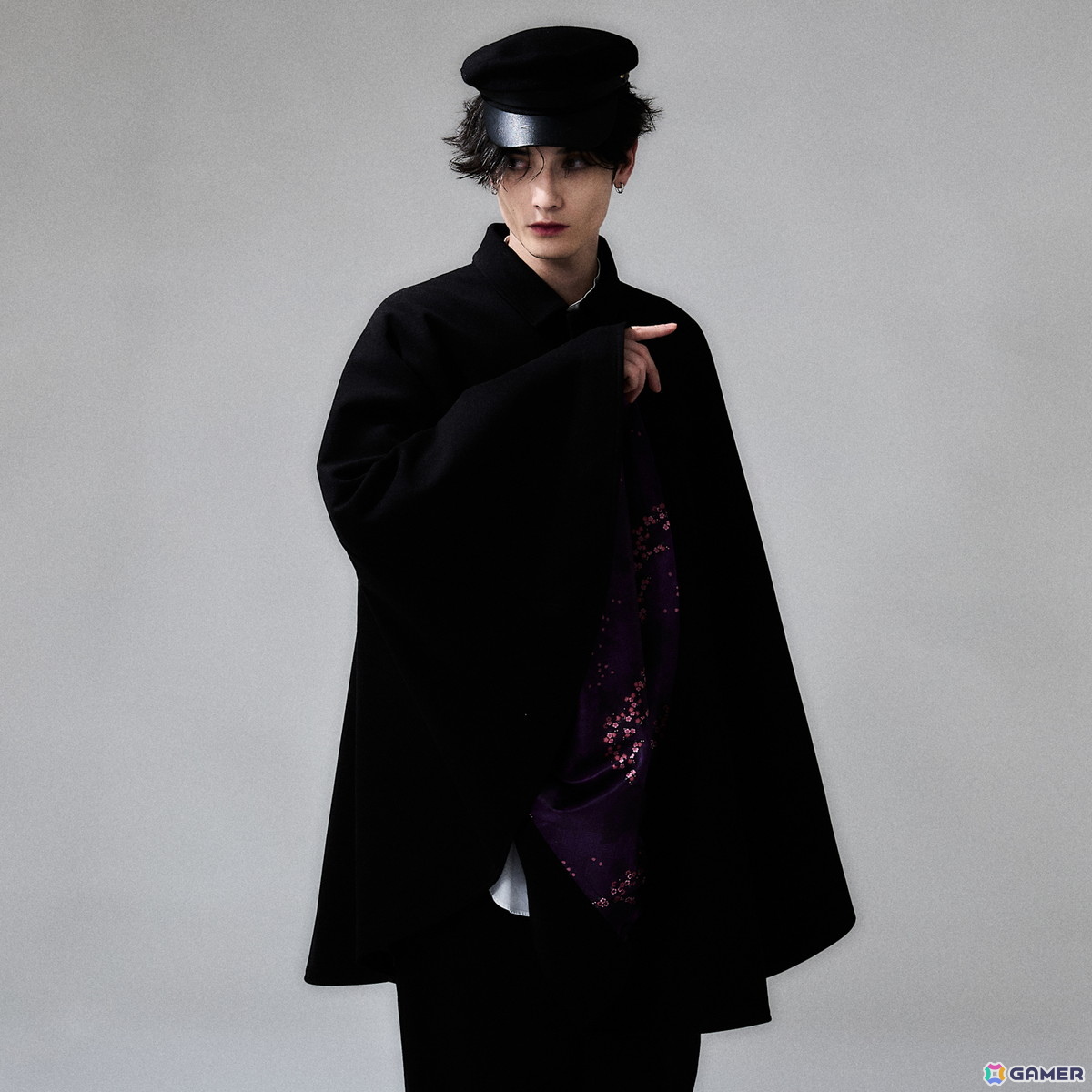 「RAIDOU Remastered: 超力兵団奇譚」のコラボアイテムが登場！ライドウがモチーフの懐中時計、ボディバッグの3つがラインナップの画像19