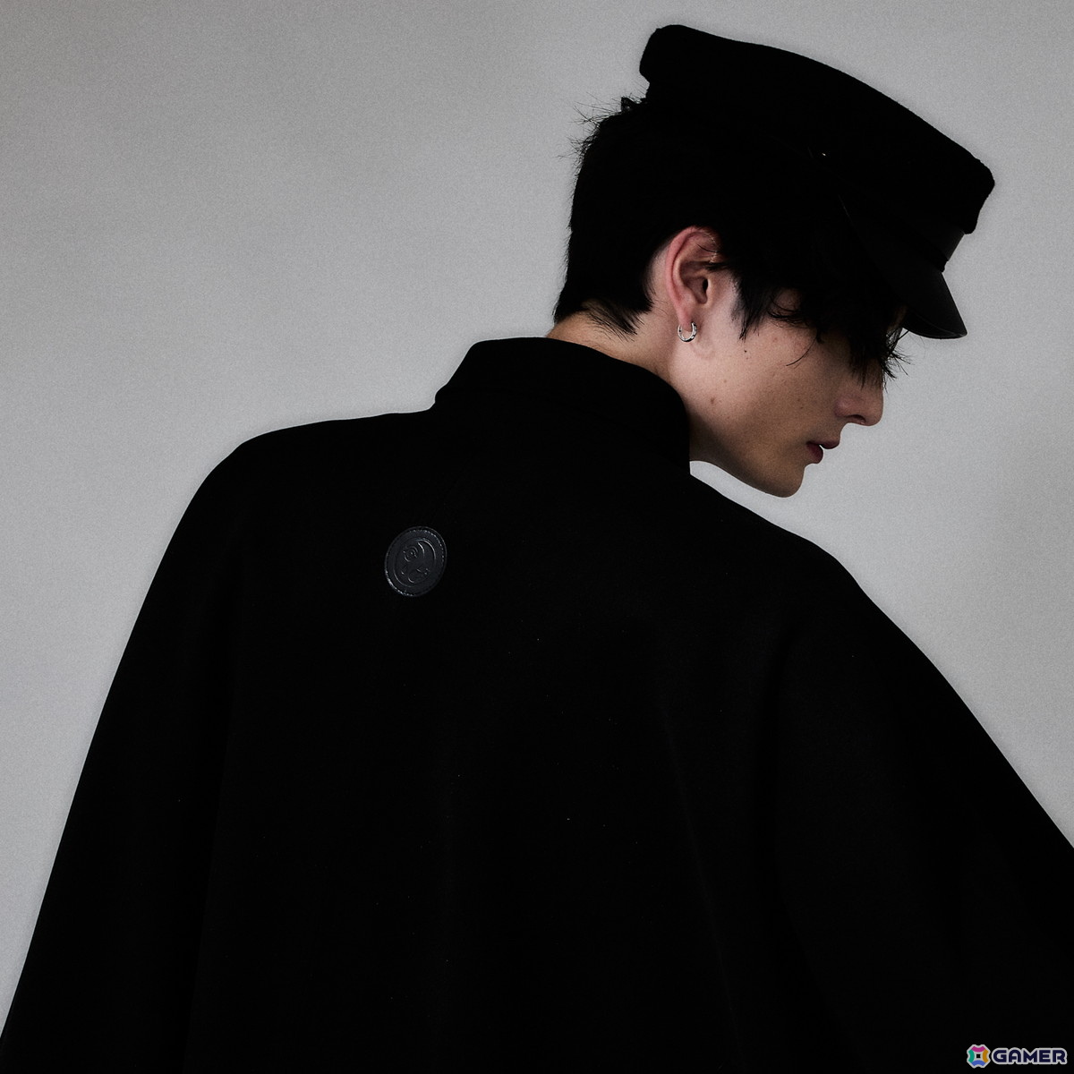 「RAIDOU Remastered: 超力兵団奇譚」のコラボアイテムが登場！ライドウがモチーフの懐中時計、ボディバッグの3つがラインナップの画像20