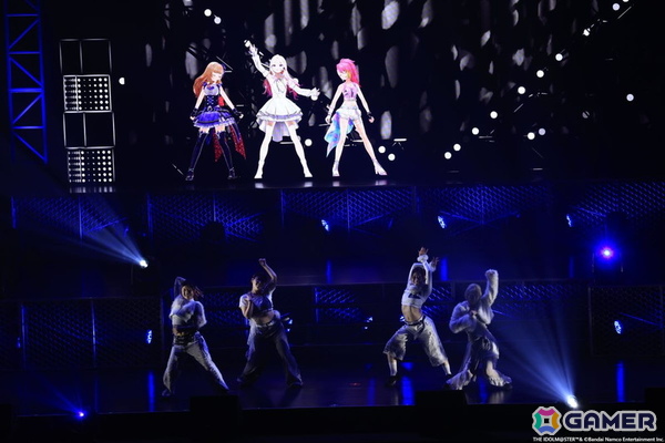 「アイマス」20周年イヤーのラストを飾る初の越境xRライブ開幕！全編ダンス特化で魅せた「IWSF2026」第1公演「YAKUDOU」レポートの画像12