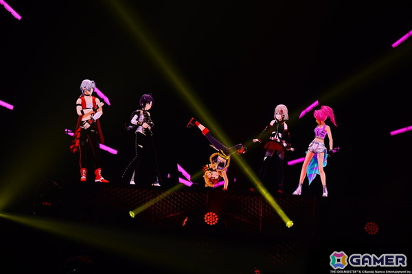 「アイマス」20周年イヤーのラストを飾る初の越境xRライブ開幕！全編ダンス特化で魅せた「IWSF2026」第1公演「YAKUDOU」レポートの画像