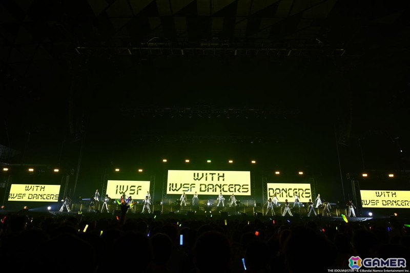 「アイマス」20周年イヤーのラストを飾る初の越境xRライブ開幕！全編ダンス特化で魅せた「IWSF2026」第1公演「YAKUDOU」レポートの画像