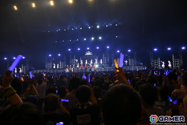 「アイマス」の実力派アイドルたちによる歌声とバンド＆ストリングスの生演奏が共鳴！xRライブ「IWSF2026」第2公演「ZESSYOU」レポートの画像118
