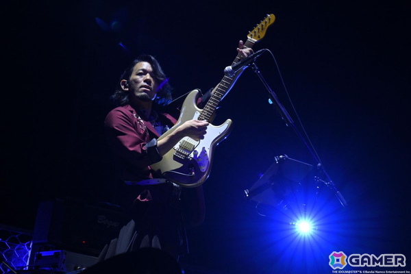「アイマス」の実力派アイドルたちによる歌声とバンド＆ストリングスの生演奏が共鳴！xRライブ「IWSF2026」第2公演「ZESSYOU」レポートの画像120
