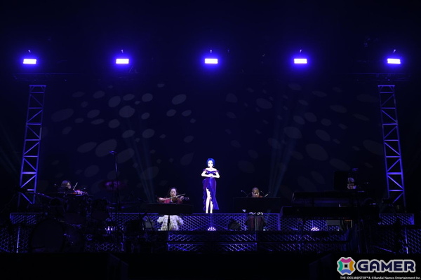 「アイマス」の実力派アイドルたちによる歌声とバンド＆ストリングスの生演奏が共鳴！xRライブ「IWSF2026」第2公演「ZESSYOU」レポートの画像3