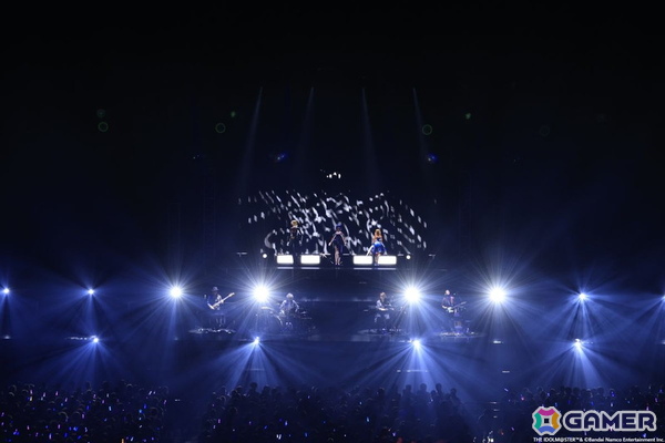 「アイマス」の実力派アイドルたちによる歌声とバンド＆ストリングスの生演奏が共鳴！xRライブ「IWSF2026」第2公演「ZESSYOU」レポートの画像48