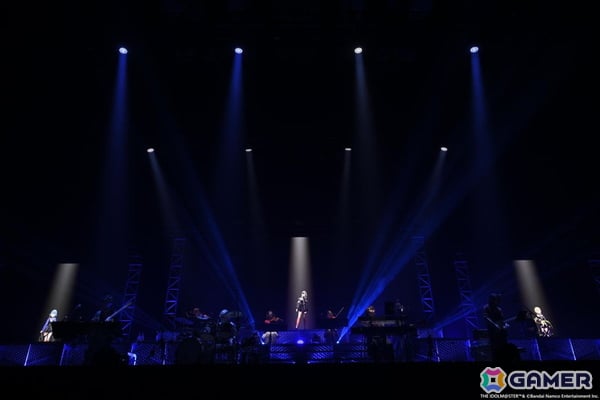 「アイマス」の実力派アイドルたちによる歌声とバンド＆ストリングスの生演奏が共鳴！xRライブ「IWSF2026」第2公演「ZESSYOU」レポートの画像81