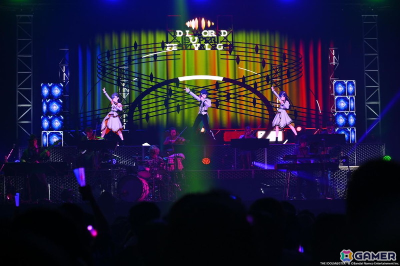「アイマス」の実力派アイドルたちによる歌声とバンド&ストリングスの生演奏が共鳴!xRライブ「IWSF2026」第2公演「ZESSYOU」レポートの画像