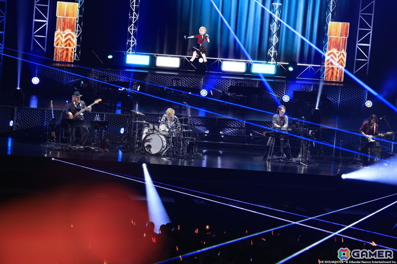 「アイマス」の実力派アイドルたちによる歌声とバンド&ストリングスの生演奏が共鳴!xRライブ「IWSF2026」第2公演「ZESSYOU」レポートの画像