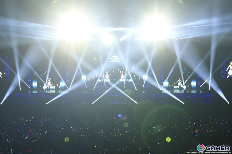「アイマス」の実力派アイドルたちによる歌声とバンド&ストリングスの生演奏が共鳴!xRライブ「IWSF2026」第2公演「ZESSYOU」レポートの画像