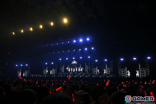 「アイマス」20周年イヤーの大トリは熱狂のコーレスで“共鳴”――越境xRライブ「IWSF2026」第3公演「-KYOUMEI-」レポートの画像153