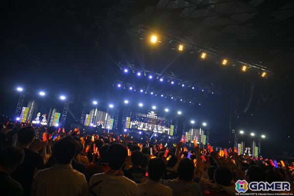 「アイマス」20周年イヤーの大トリは熱狂のコーレスで“共鳴”――越境xRライブ「IWSF2026」第3公演「-KYOUMEI-」レポートの画像160