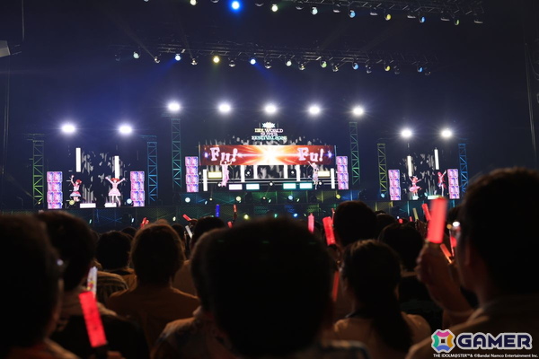 「アイマス」20周年イヤーの大トリは熱狂のコーレスで“共鳴”――越境xRライブ「IWSF2026」第3公演「-KYOUMEI-」レポートの画像32