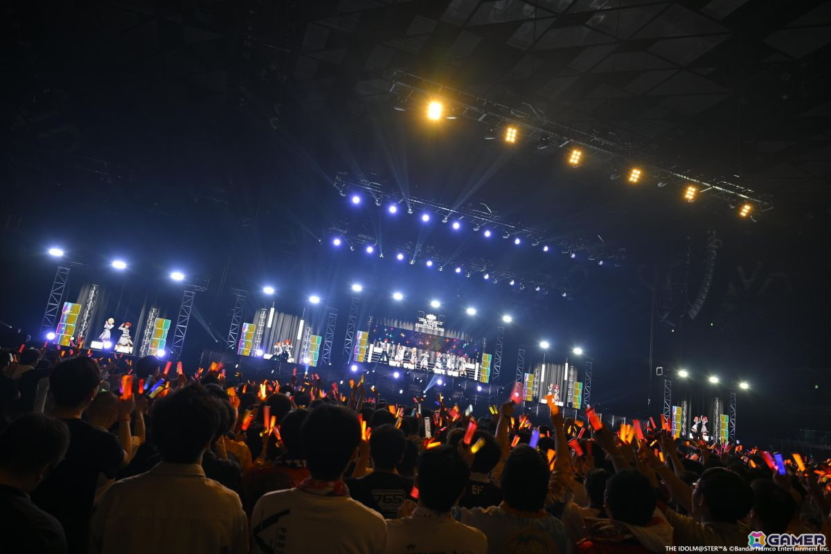 「アイマス」20周年イヤーの大トリは熱狂のコーレスで“共鳴”――越境xRライブ「IWSF2026」第3公演「-KYOUMEI-」レポートの画像
