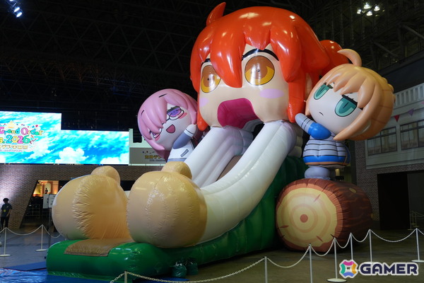 「FGO Fes. 2026」部活動にカフェ、お化け屋敷まで！？遊び心満載の「カルデア学園祭」会場フォトレポート！の画像5