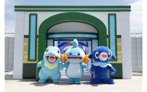 「リアル『ぽこポケ』体験！『ブクブクうみぞこの街』in横浜赤レンガ倉庫」オープニングイベントにワニノコ・ミズゴロウ・アシマリが登場！