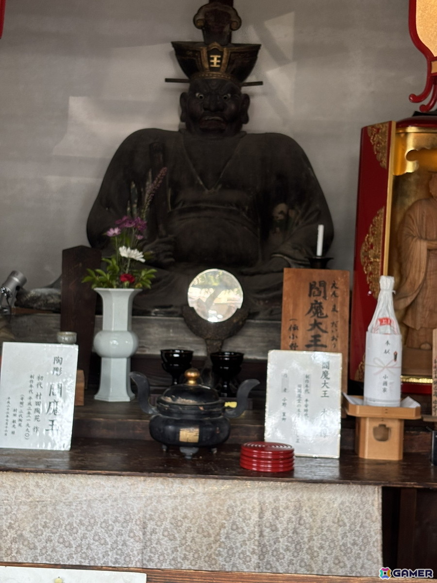 閻魔大王像。こちらも今回は特別に見学・写真撮影をさせてもらうことができた。