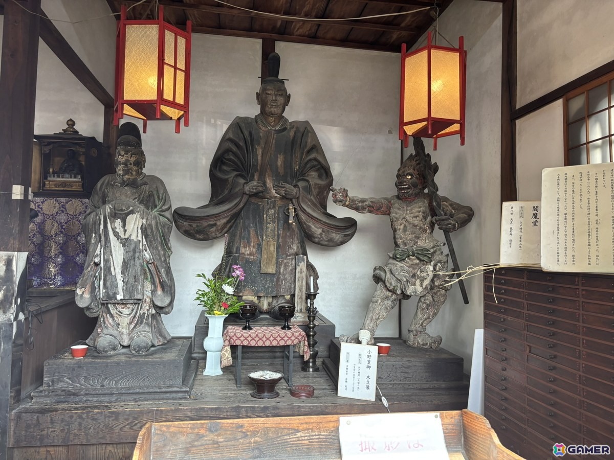 小野篁像。こちらも今回は特別に見学・写真撮影をさせてもらうことができた。普段は見られないとのことなので注意してほしい。