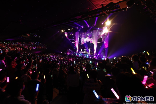 おとなのアイドルがセクシー＆クールに魅せる夜の時間――「シンデレラガールズ」xRライブ「Pop'n ToyBox!!」夜公演レポートの画像39