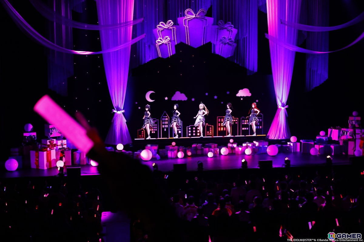 おとなのアイドルがセクシー&クールに魅せる夜の時間――「シンデレラガールズ」xRライブ「Pop'n ToyBox!!」夜公演レポートの画像