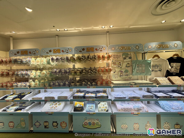 「ちいかわぽけっと POP UP STORE」東京会場のレポートが公開！恐竜とアリスをモチーフにした新作グッズがずらりの画像16