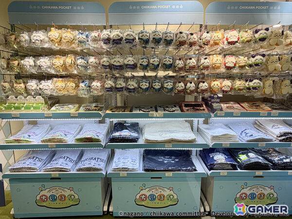 「ちいかわぽけっと POP UP STORE」東京会場のレポートが公開！恐竜とアリスをモチーフにした新作グッズがずらりの画像8