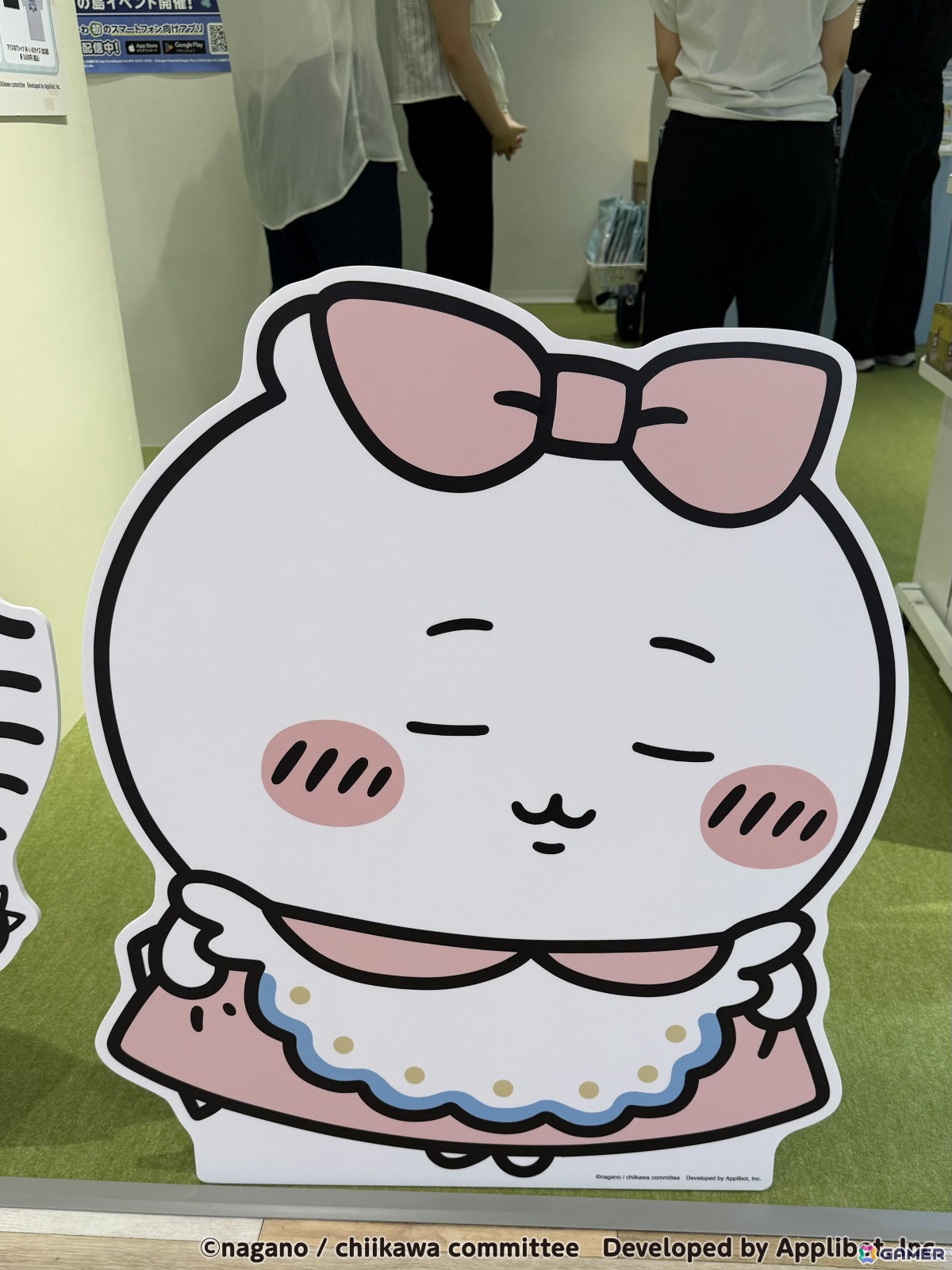 「ちいかわぽけっと POP UP STORE」東京会場のレポートが公開!恐竜とアリスをモチーフにした新作グッズがずらりの画像