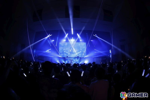 「学マス LIVE TOUR -標-」福井公演レポ――4人がそれぞれ新曲をサプライズ披露、アンコールのめがね姿も沸くの画像33
